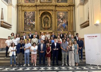 La UCLM reconoce el papel clave de los y las profesionales de la comunicación de Castilla-La Mancha en la historia de la universidad